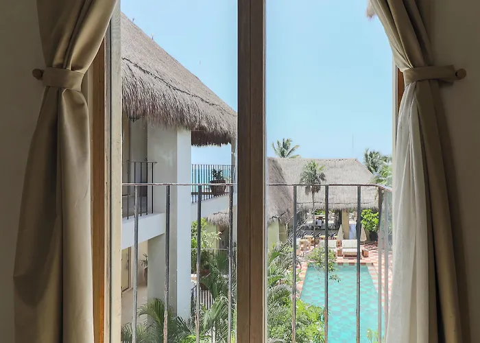 Panamera Hotel 4*