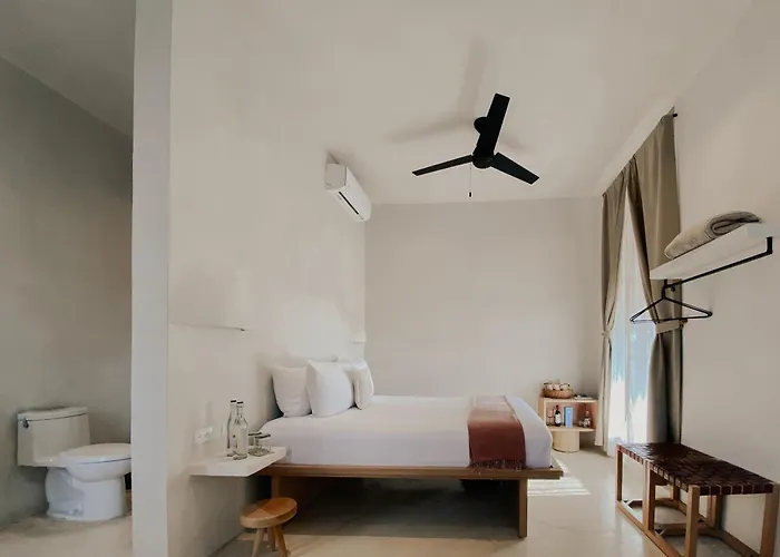 Panamera Hotel 4*