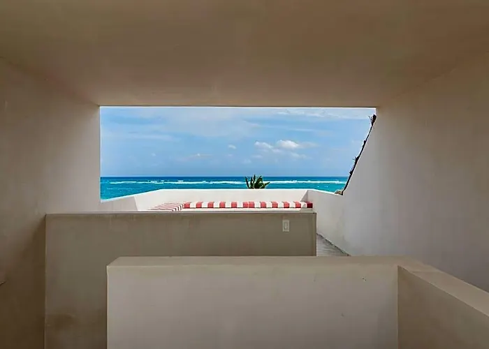 Panamera Hotel 4*